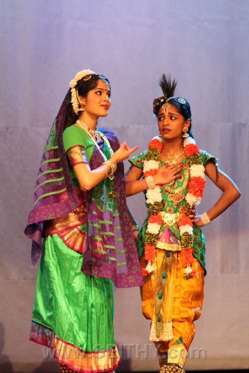 LORDKRISHNA-TORONTO300313SEITHY (280)
